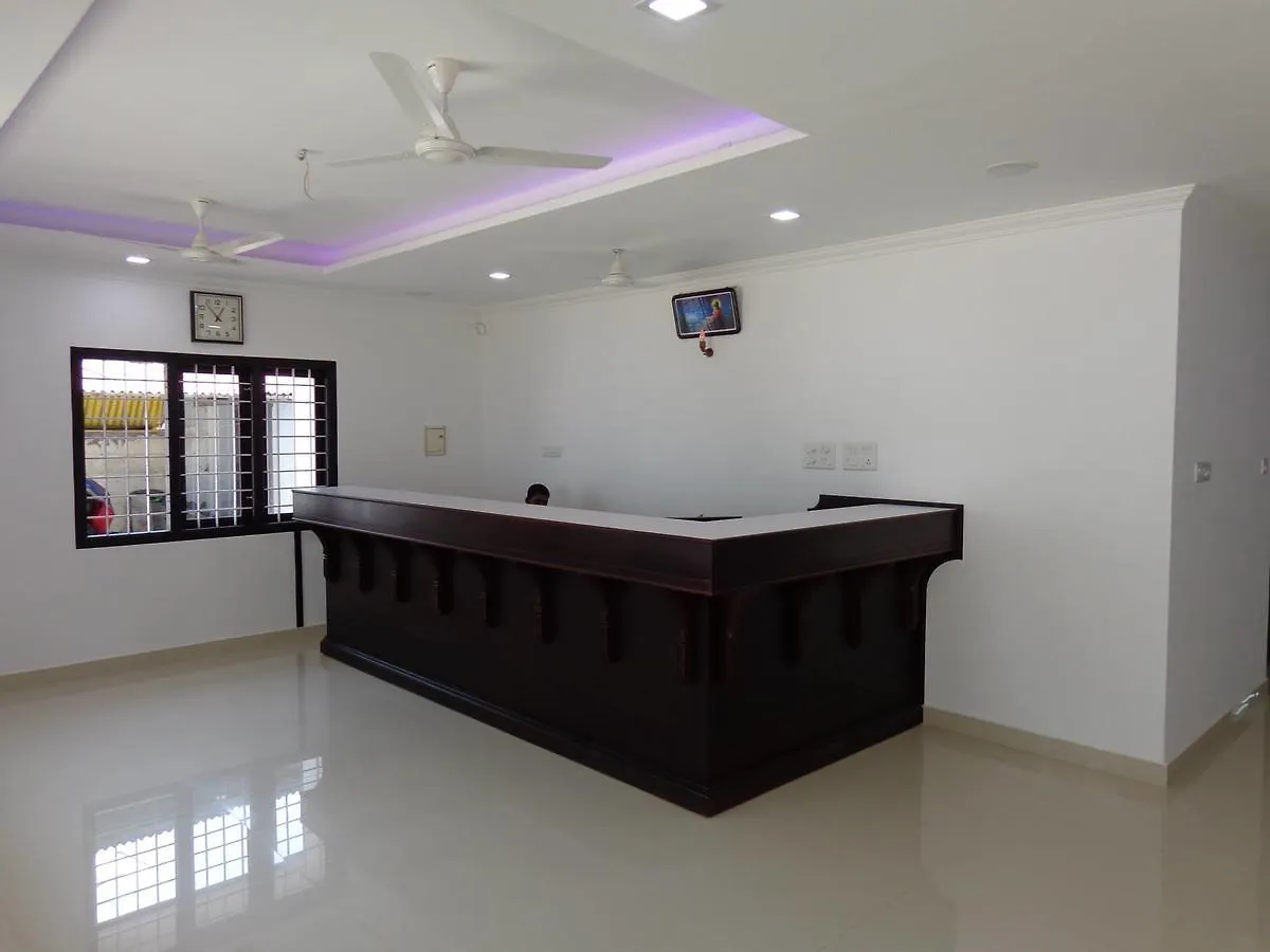 Hotel Kavery Kotamangalam Ινδία