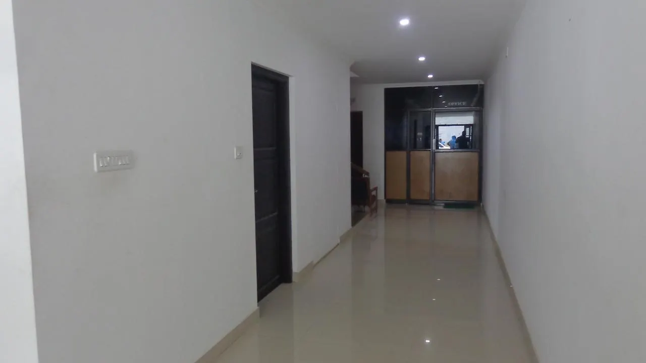 ***  Hotel Kavery Kotamangalam Ινδία