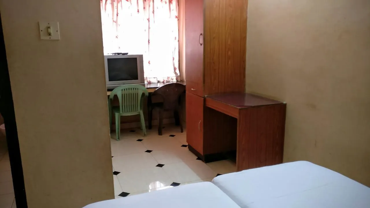 Hotel Kavery Kotamangalam